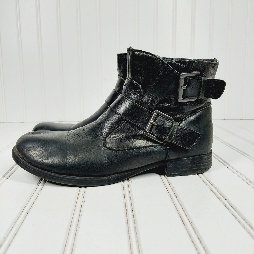 BOC Born Concept Women's Blevins Black Leather Buckle Details Ankle Boots I763